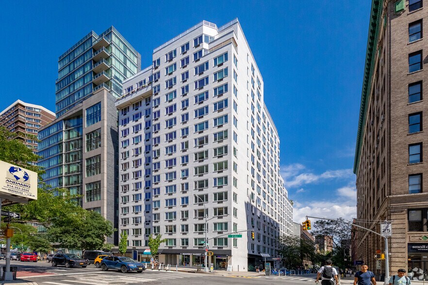 301 E 22nd St, New York, NY à louer - Photo principale – Image 1 sur 4