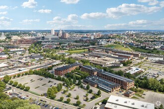 313-317 Iron Horse Way, Providence, RI - Vue aérienne vue de carte - Image1