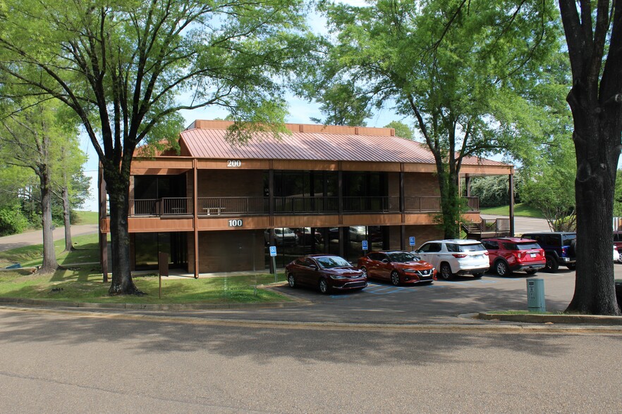 100-200 Spring Lake Cv, Pearl, MS à louer - Photo de l’immeuble – Image 3 sur 10