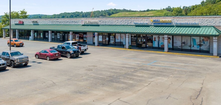 2838 Pike St, Parkersburg, WV à louer - Photo de l’immeuble – Image 1 sur 6