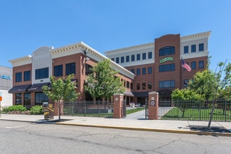 Plus de détails pour 100 Lincoln Way E, Massillon, OH - Bureau à vendre