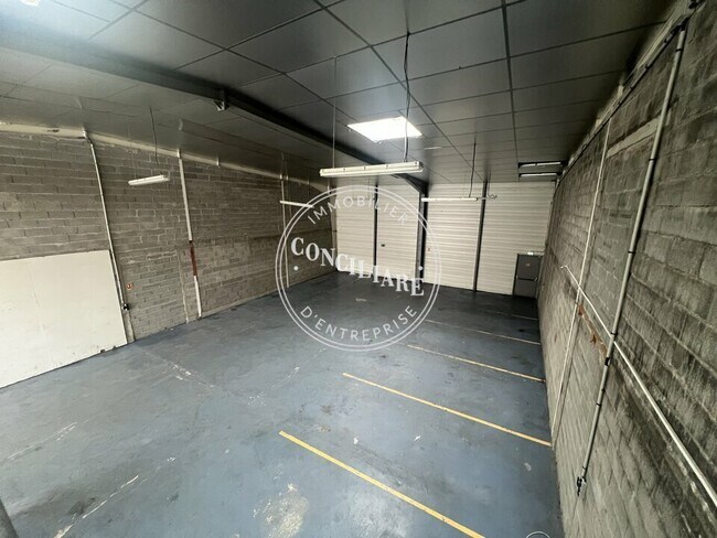 Plus de détails pour 8 Rue Théron De Montauge, Toulouse - Industriel/Logistique à louer
