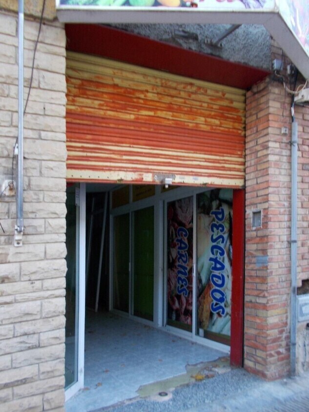 Local commercial dans El Vendrell, Tarragona à louer Photo principale– Image 1 sur 2