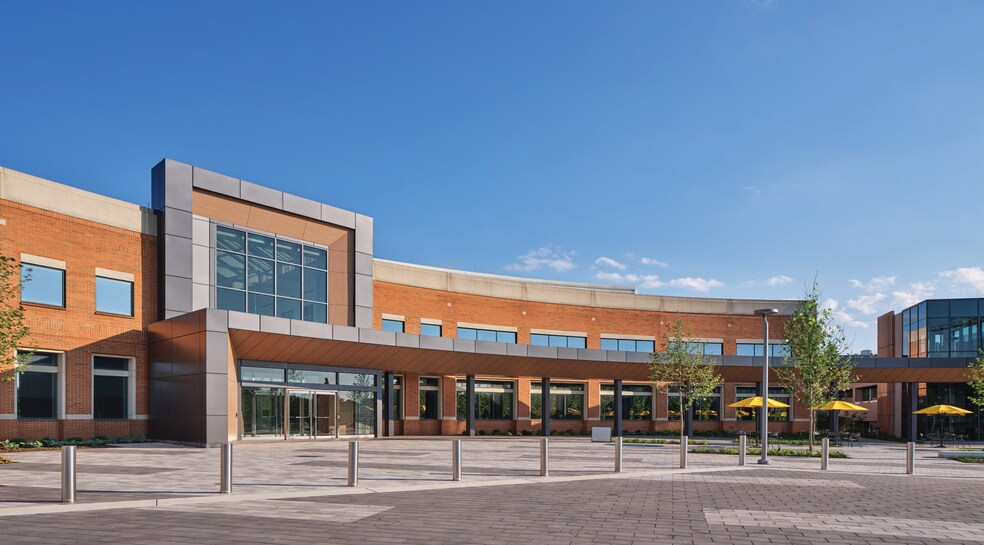 9800 Medical Center Dr, Rockville, MD à louer - Photo de l’immeuble – Image 2 sur 9