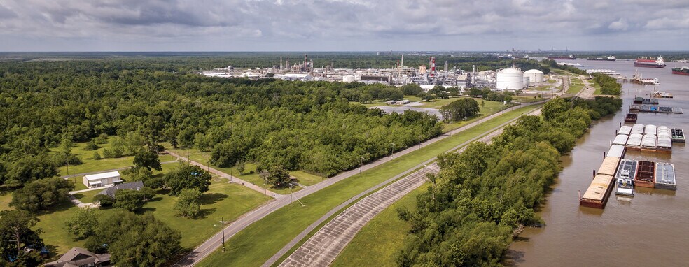 10800 River Rd, Avondale, LA à louer - Photo de l’immeuble – Image 2 sur 8