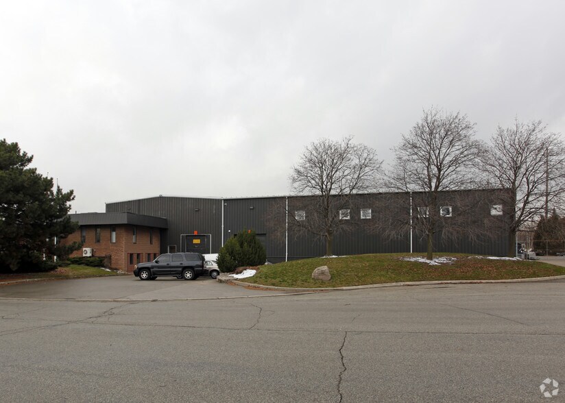 5055 Benson Dr, Burlington, ON à louer - Photo de l’immeuble – Image 2 sur 2