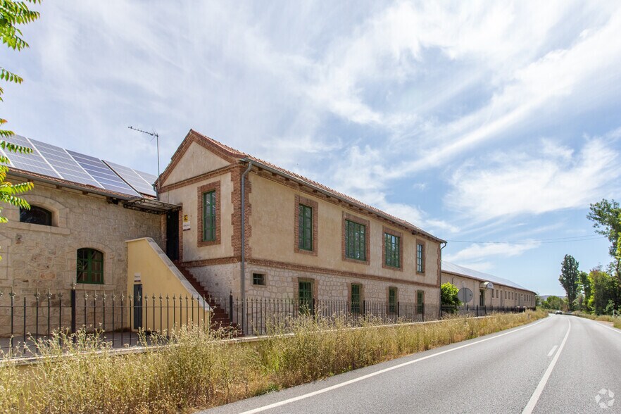 Carretera Perales de Tajuña a Albares, km 7.300, Carabaña, Madrid à vendre - Photo de l’immeuble – Image 2 sur 5