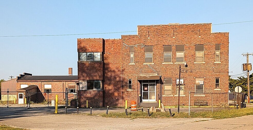 700 Commerce St, Danville, IL à vendre - Photo principale – Image 1 sur 4