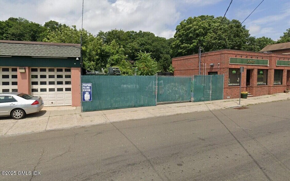 4 Riversville Road Rd, Greenwich, CT à louer - Photo de l’immeuble – Image 2 sur 18