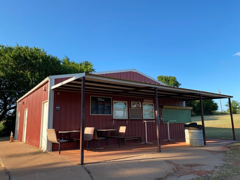 343250 1000 Rd, Meeker, OK à vendre - Photo de l’immeuble – Image 3 sur 27
