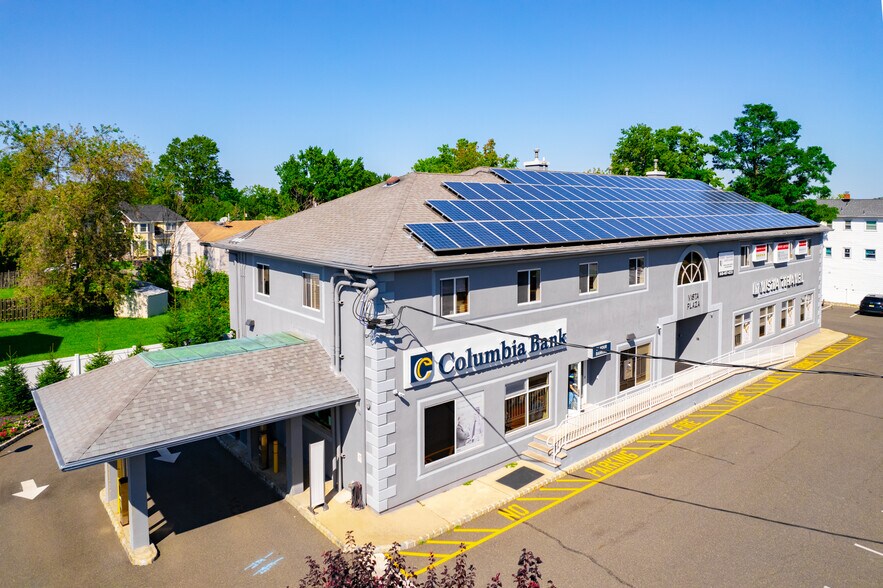 800 Inman Ave, Colonia, NJ à louer - Photo principale – Image 1 sur 13