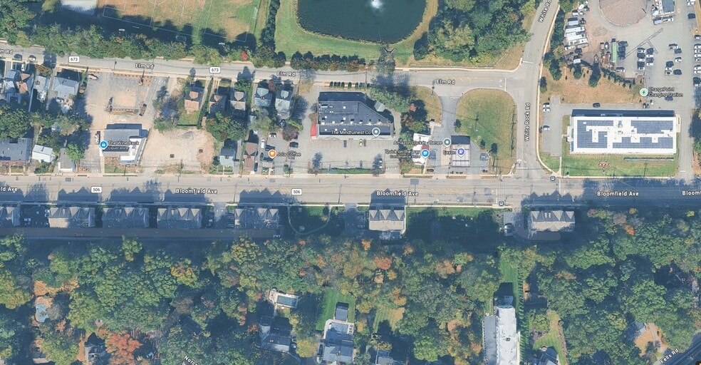 5-13 Bloomfield Ave, North Caldwell, NJ à louer - Aérien – Image 1 sur 3