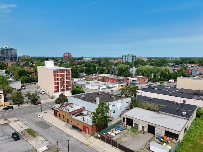 1435 Main St, Buffalo, NY à vendre - Photo de l’immeuble – Image 3 sur 10