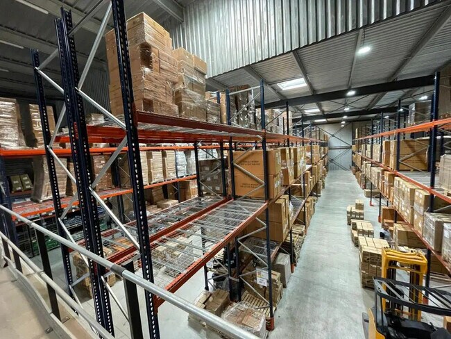 Plus de détails pour Différents types d’espaces à louer