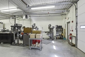 319 Newburyport Tpke, Rowley, MA à louer Photo intérieure– Image 2 sur 19