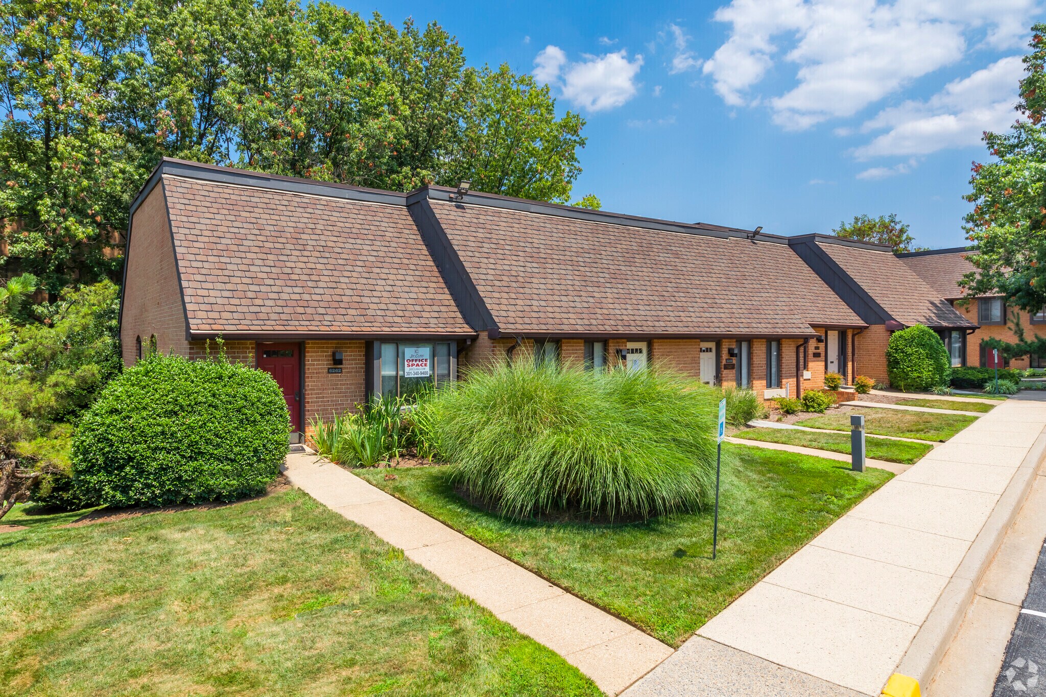 6252-6272 Montrose Rd, Rockville, MD à louer Photo principale– Image 1 sur 5