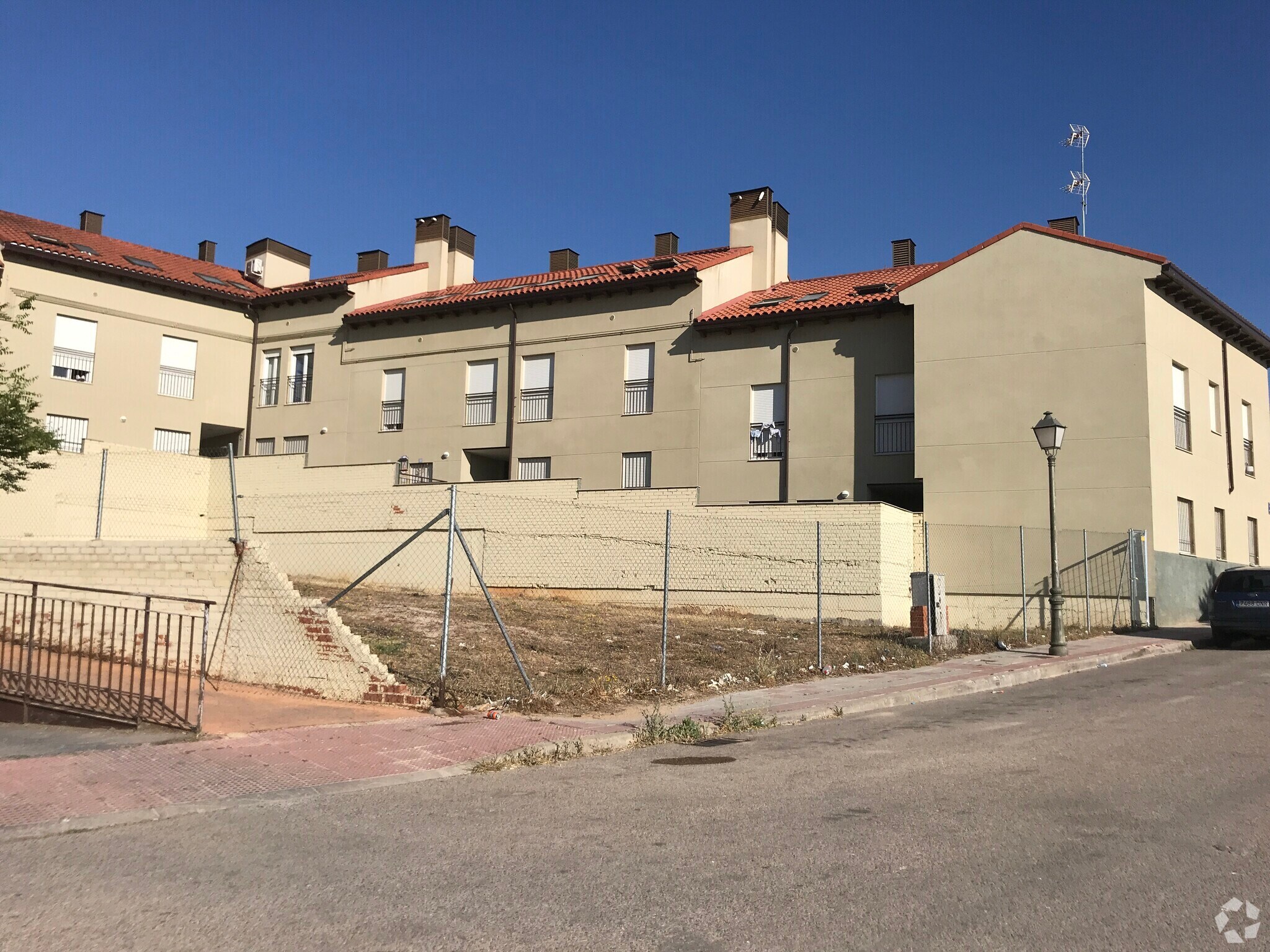 Terrain dans Villarejo de Salvanés, Madrid à vendre Photo principale– Image 1 sur 6