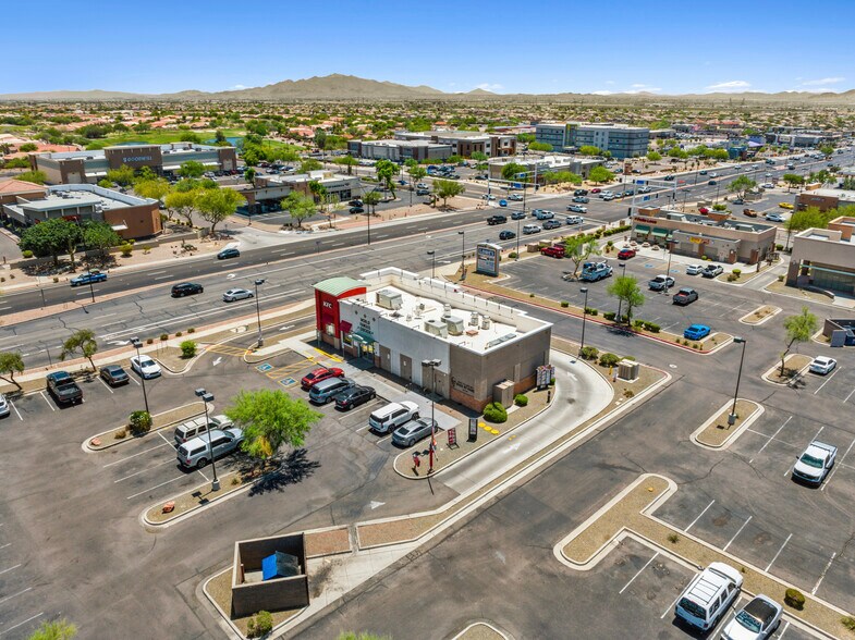 682 S Watson Rd, Buckeye, AZ à vendre - Photo de l’immeuble – Image 2 sur 12