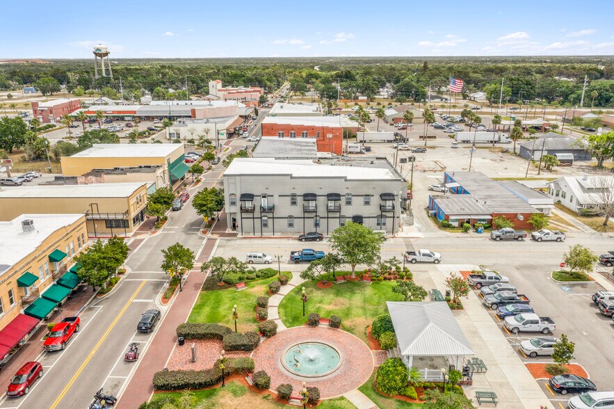 715-717 S 6th Ave, Wauchula, FL à vendre - Photo principale – Image 1 sur 1