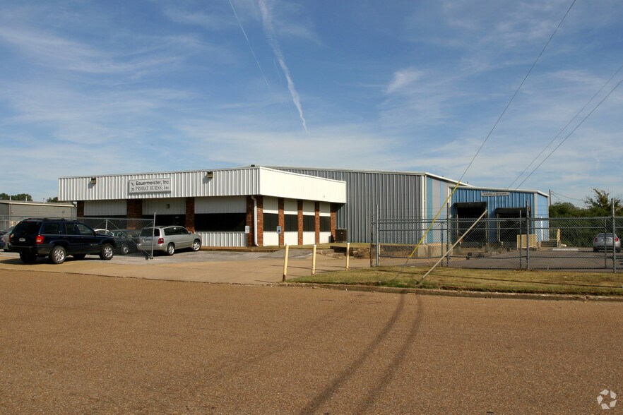 5334 Republic Dr, Memphis, TN à vendre - Photo de l’immeuble – Image 3 sur 8