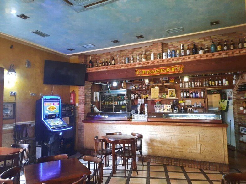Carretera Orihuela - Bigastro, 3, Orihuela, Alicante à vendre - Photo de l’immeuble – Image 3 sur 13