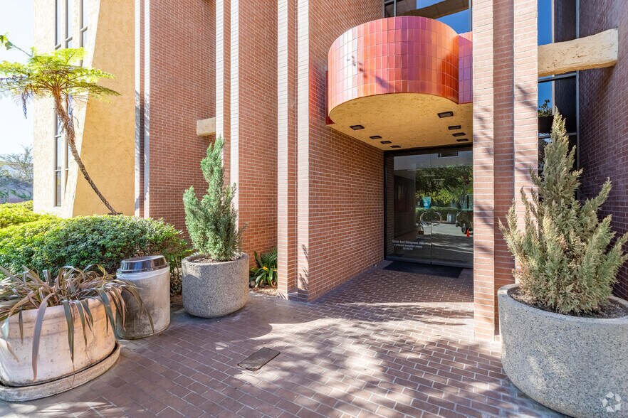 7801 Mission Center Ct, San Diego, CA à louer - Photo de l’immeuble – Image 3 sur 8