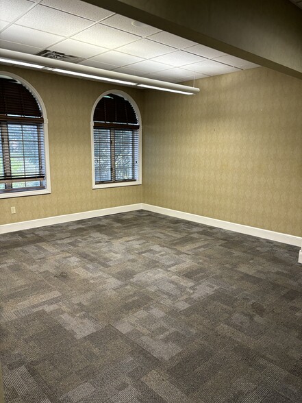 6480 Main St, Buffalo, NY à vendre - Photo intérieure – Image 3 sur 6
