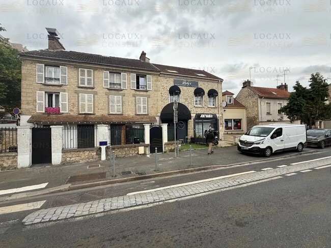 Plus de détails pour Local commercial à louer