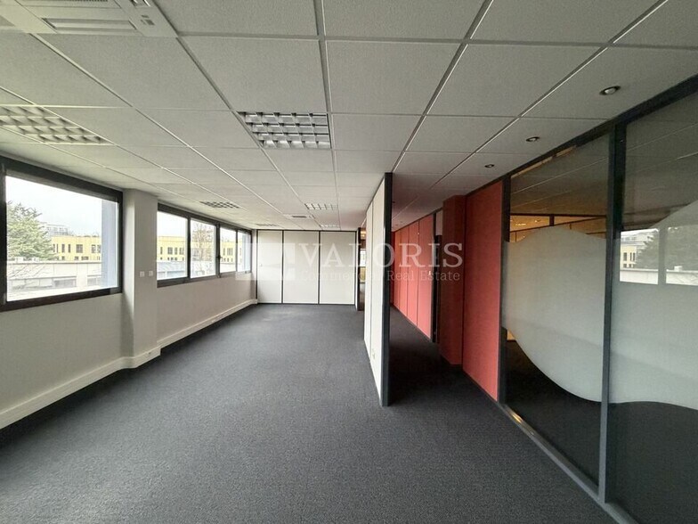 1113 Rue Des Aulnes, Limonest à louer - Photo intérieure – Image 3 sur 7