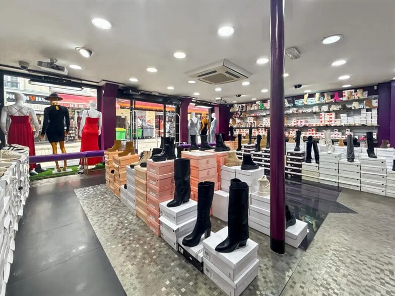 94 Rue Du Faubourg Du Temple, Paris à vendre - Photo de l’immeuble – Image 3 sur 11