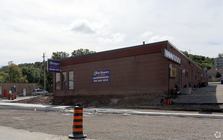 44 King St E, Hamilton, ON à louer - Photo de l’immeuble – Image 2 sur 4