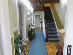 623 Georges Rd, North Brunswick, NJ à louer Photo intérieure– Image 1 sur 3