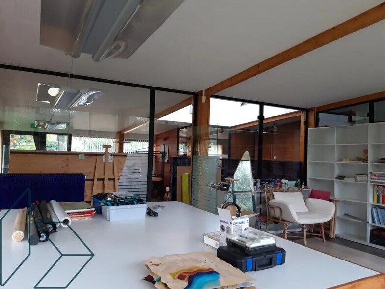 Bureau dans Arradon à vendre - Photo de l’immeuble – Image 3 sur 6
