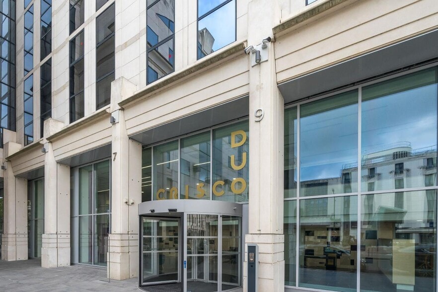 7 Avenue De La Cristallerie, Sèvres à louer - Photo de l’immeuble – Image 2 sur 9