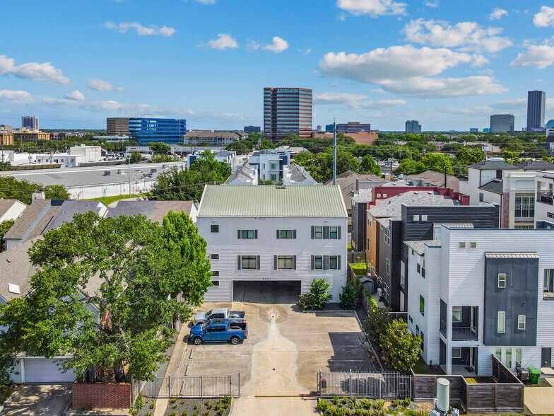 5902 Winsome Ln, Houston, TX à vendre - Photo de l’immeuble – Image 2 sur 24