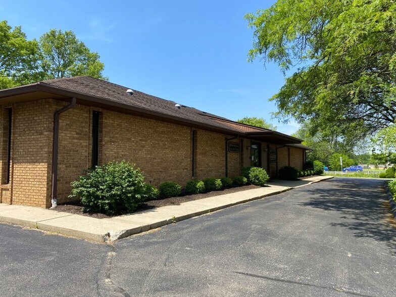 5928-5932 Springboro Pike, Dayton, OH à louer - Photo de l’immeuble – Image 3 sur 7