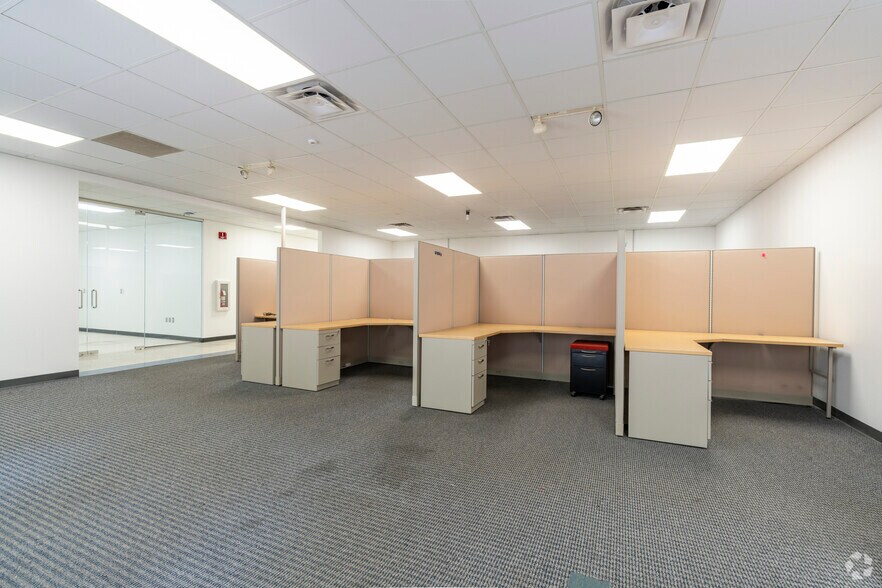 1100 Eisenhower Pl, Ann Arbor, MI à vendre - Photo intérieure – Image 3 sur 29