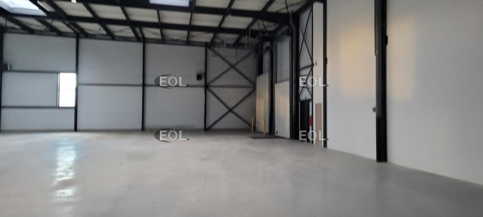 Industriel/Logistique dans Colombier-Saugnieu à louer - Photo intérieure – Image 3 sur 5