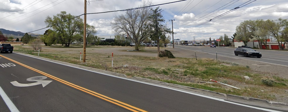 9495 S Virginia St, Reno, NV à louer - Photo de l’immeuble – Image 3 sur 3