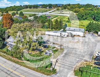 Plus de détails pour 9 E Main St, New Kingstown, PA - Industriel/Logistique à vendre