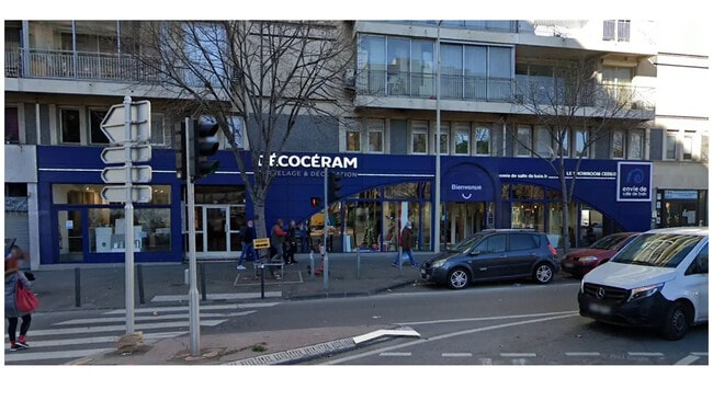 Plus de détails pour Local commercial à louer