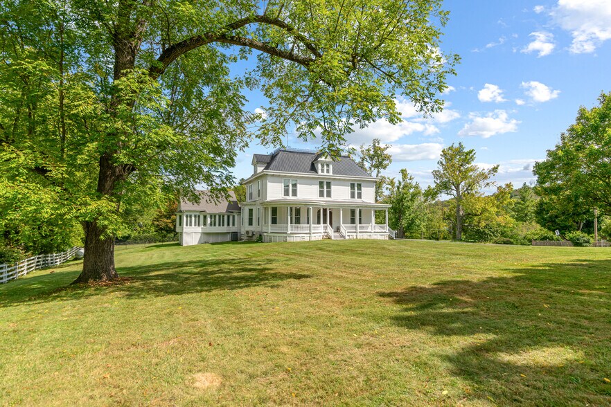 639 Tower St, Tazewell, VA à vendre - Photo de l’immeuble – Image 3 sur 99