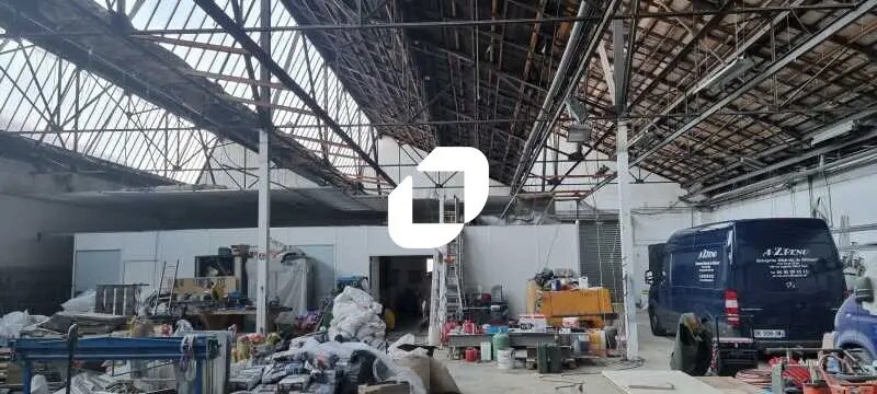 Local d’activités dans Pantin à louer - Photo de l’immeuble – Image 1 sur 17