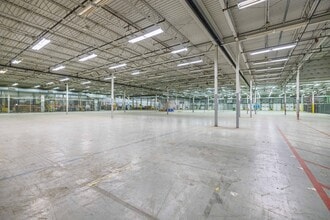 108 Monticello Rd, Weaverville, NC à louer Photo intérieure– Image 2 sur 3