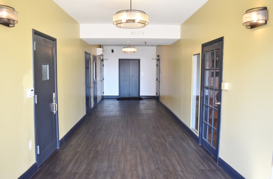 1131 Central Ave, Middletown, OH à vendre - Photo intérieure – Image 3 sur 52