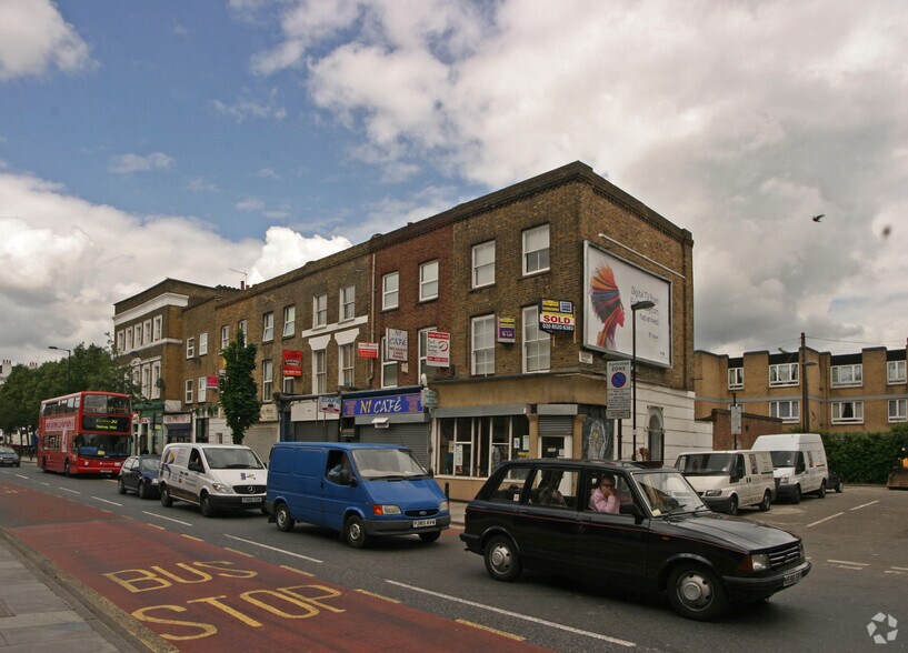 42 Balls Pond Rd, Londres à louer - Photo principale – Image 1 sur 7