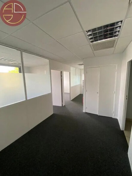 Bureau dans Toulouse à louer - Photo de l’immeuble – Image 3 sur 8