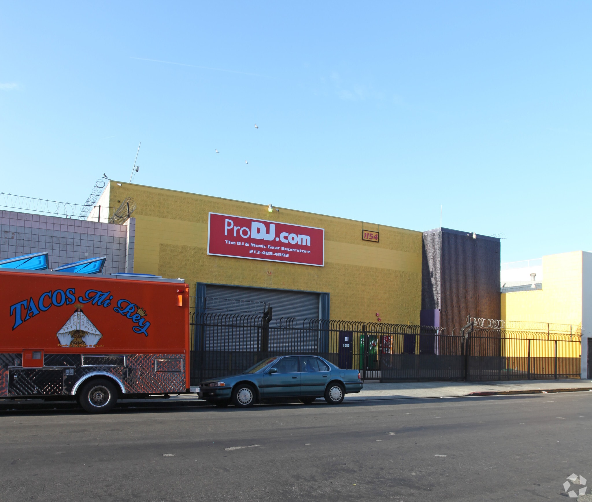 1154 E 11th St, Los Angeles, CA à vendre Photo principale– Image 1 sur 5