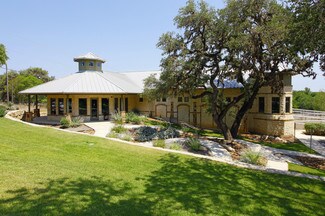 Plus de détails pour 415 S School St, Boerne, TX - Bureau/Médical à louer