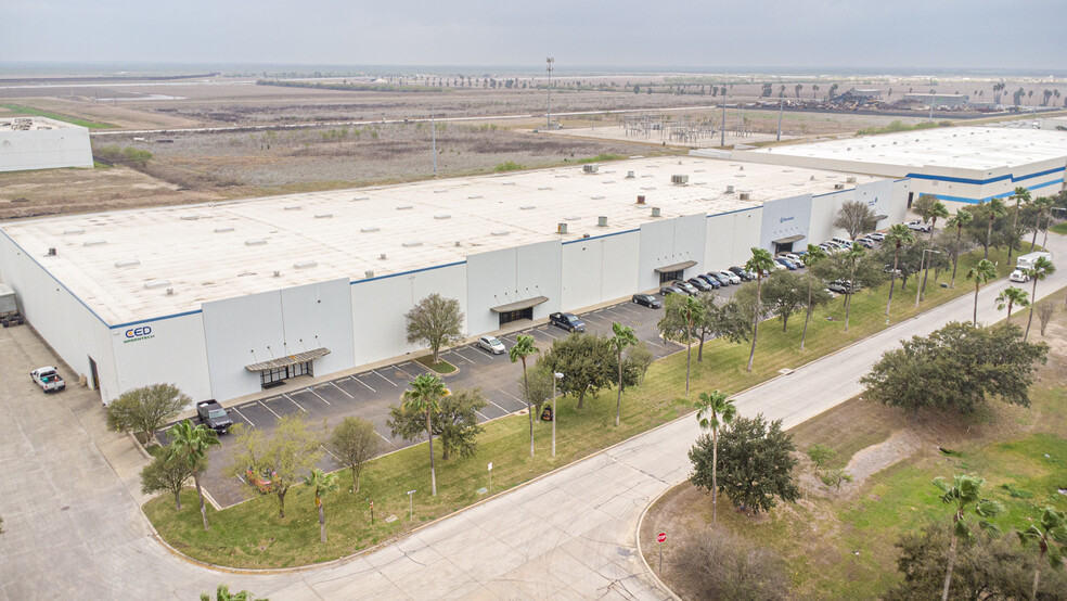 5201 George McVay Dr, McAllen, TX à louer - Photo de l’immeuble – Image 1 sur 7